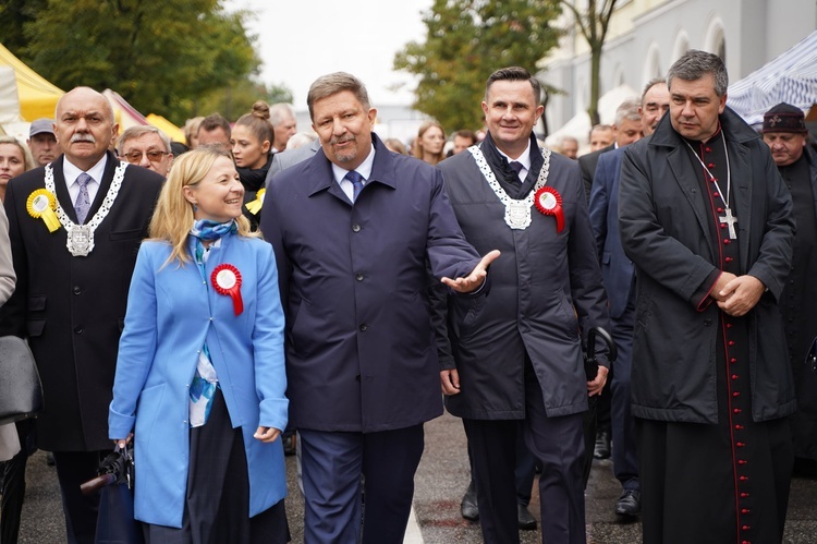 Kwiatowe rozmaitości i barwne corso