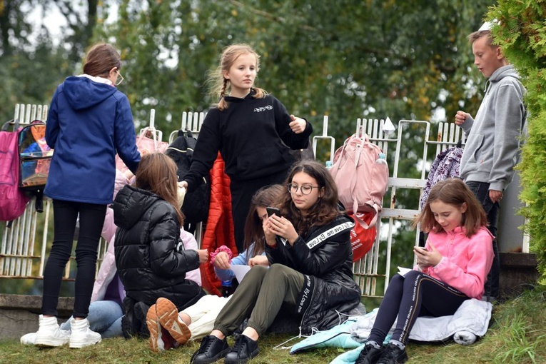 Light for Life 2021. Do szczęścia potrzeba...