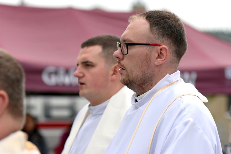 Light for Life 2021. Eucharystia z biskupem