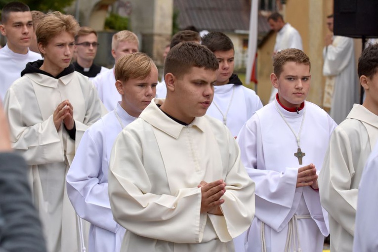 Light for Life 2021. Eucharystia z biskupem