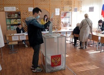 Rosja: frekwencja w wyborach do parlamentu przekroczyła 25 procent