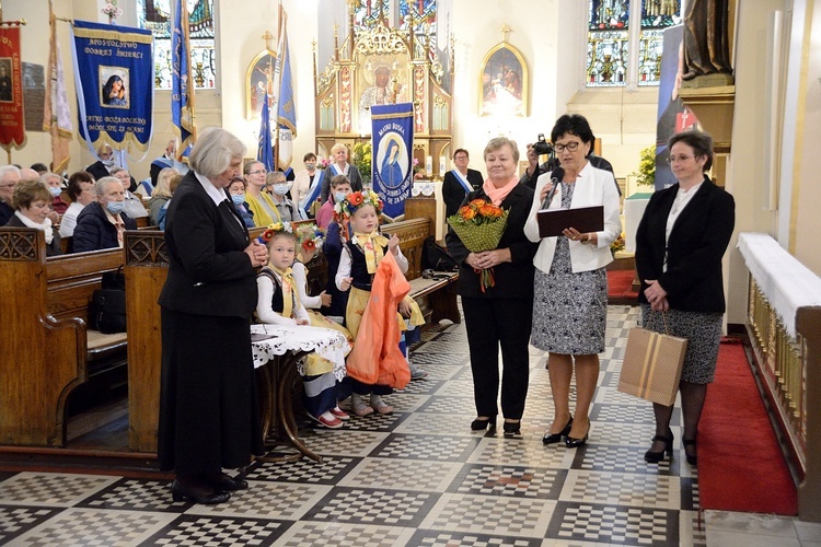 20-lecie Apostolstwa Dobrej Śmierci w parafii MBWW w Kluczborku