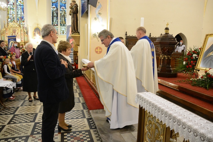 20-lecie Apostolstwa Dobrej Śmierci w parafii MBWW w Kluczborku