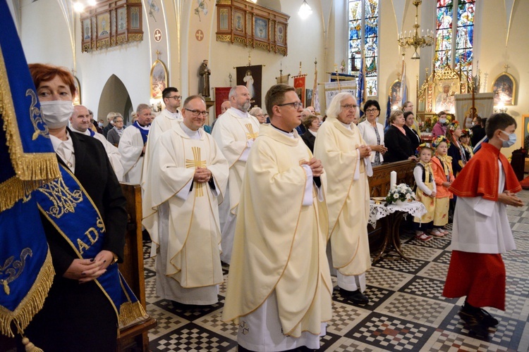 20-lecie Apostolstwa Dobrej Śmierci w parafii MBWW w Kluczborku