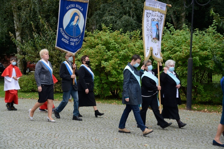 20-lecie Apostolstwa Dobrej Śmierci w parafii MBWW w Kluczborku