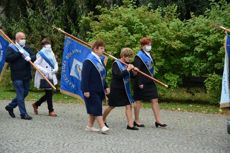 20-lecie Apostolstwa Dobrej Śmierci w parafii MBWW w Kluczborku