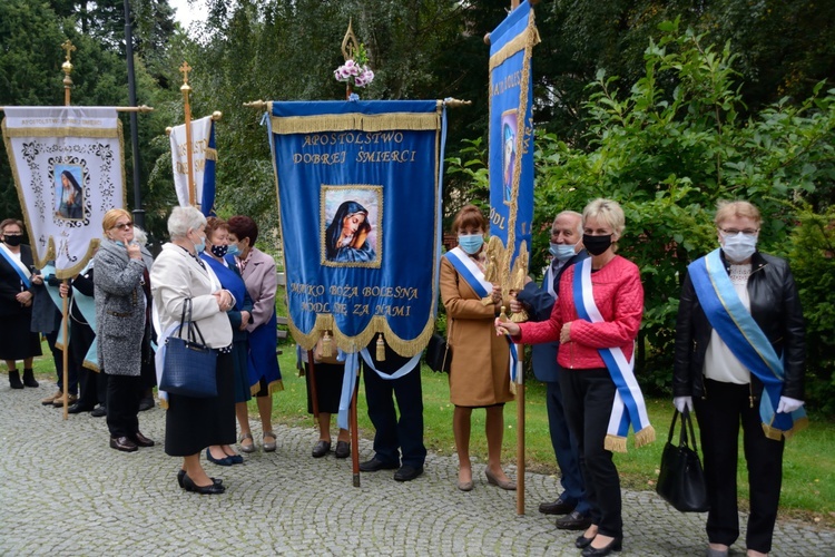 20-lecie Apostolstwa Dobrej Śmierci w parafii MBWW w Kluczborku