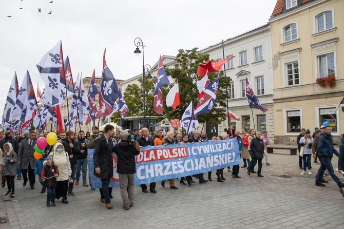 "Tato - broń, prowadź, chroń" [GALERIA]