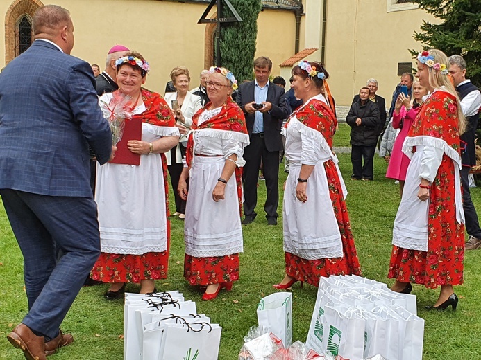 Diecezjalne dożynki w Rudach