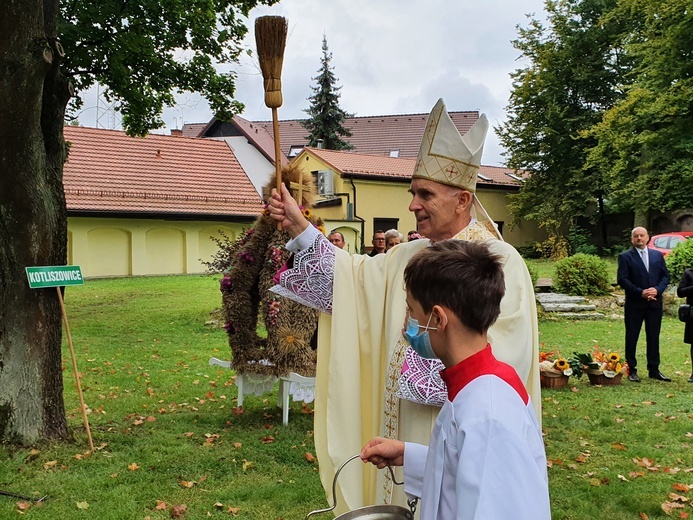 Diecezjalne dożynki w Rudach