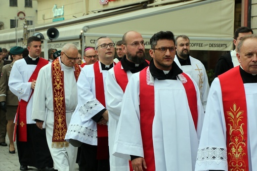 Procesja z relikwiami św. Stanisława i św. Doroty przez Wrocław