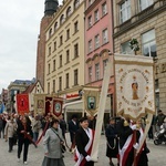 Procesja z relikwiami św. Stanisława i św. Doroty przez Wrocław