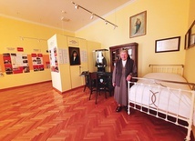 S. Teresa Czekała zaprasza do odwiedzania odnowionej izby Laury Meozzi.