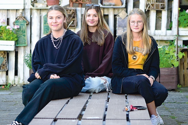 ▲	– Stworzyłyśmy wokół siebie przyjazny świat – podkreślają uczennice.