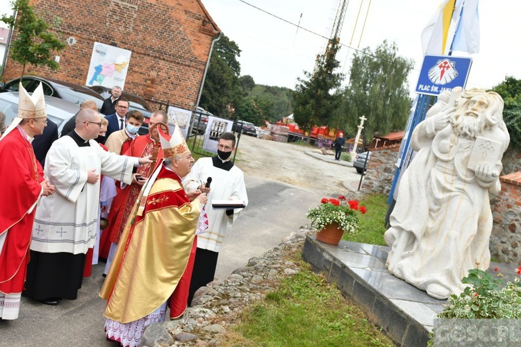 Wizyta nuncjusza apostolskiego w Jakubowie