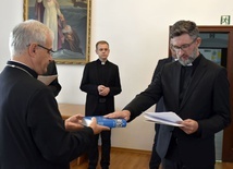 Przed objęciem urzędu ks. Włodzimierz złożył wobec biskupa świdnickiego wyznanie wiary i przysięgę wierności.