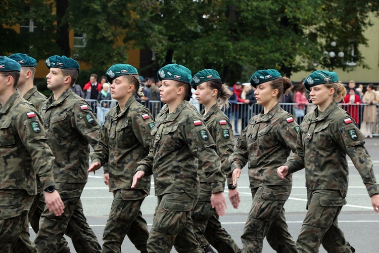 Przysięga podchorążych Akademii Wojsk Lądowych 2021