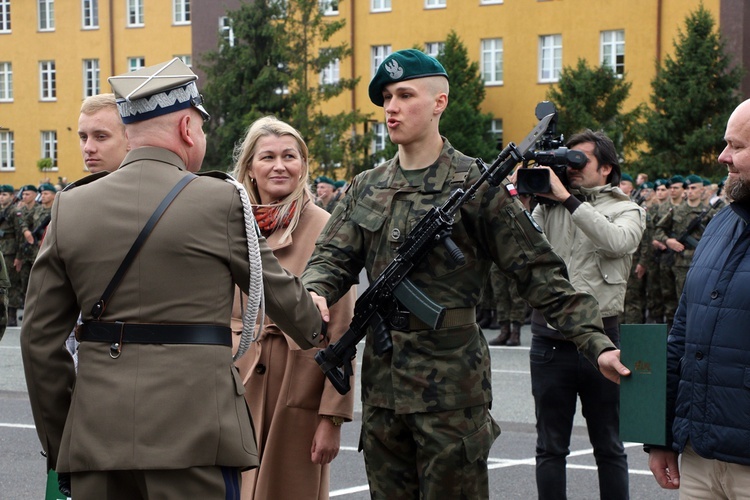 Przysięga podchorążych Akademii Wojsk Lądowych 2021