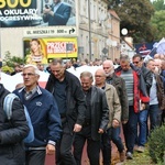 Mężczyźni dali świadectwo na ulicach Międzyrzecza