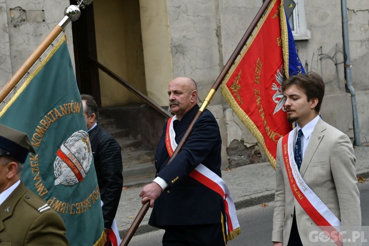 Mężczyźni dali świadectwo na ulicach Międzyrzecza