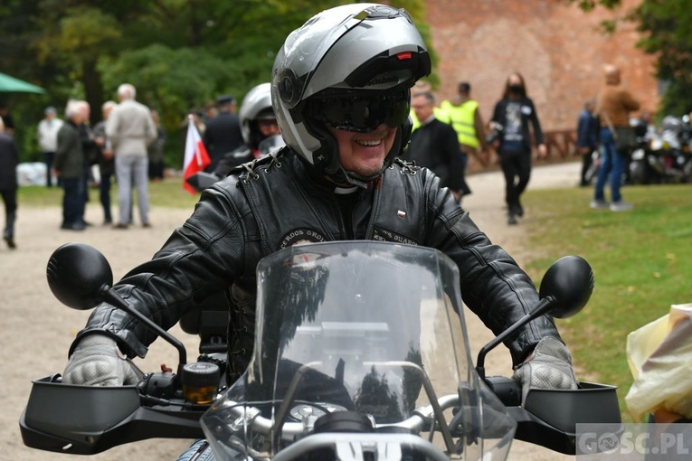 Mężczyźni dali świadectwo na ulicach Międzyrzecza