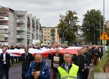 Mężczyźni dali świadectwo na ulicach Międzyrzecza