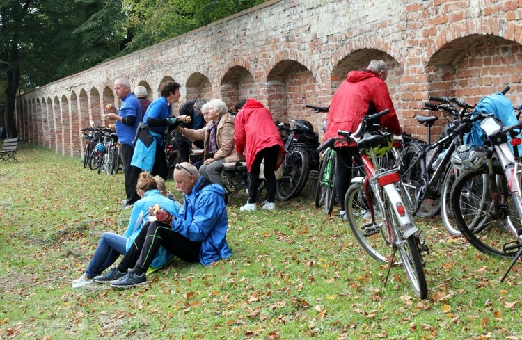 Pielgrzymka rowerzystów do Rud