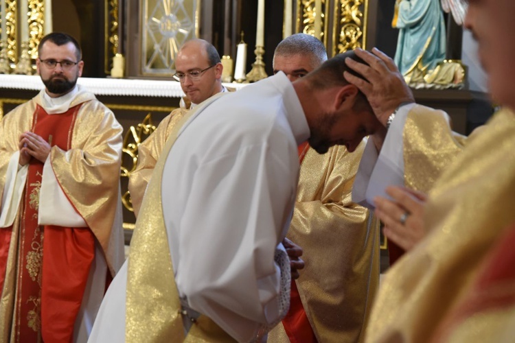 Święcenia w Piwnicznej