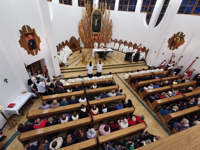 Pielgrzymka Straży Honorowej NSPJ