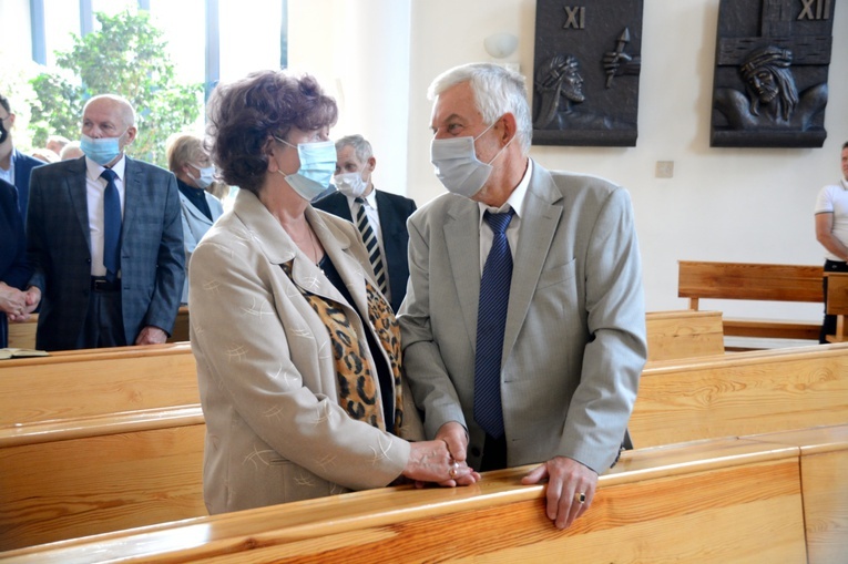 Dziękczynienie złotych jubilatów małżeńskich