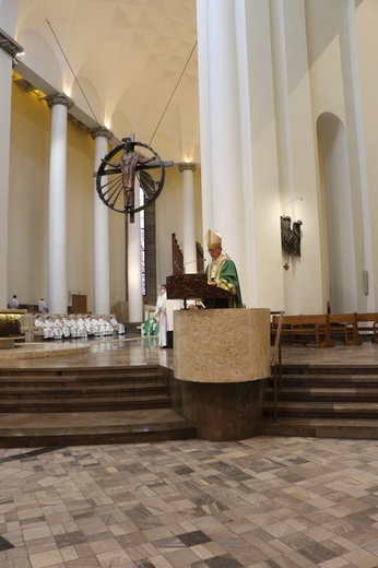 Nowi nadzwyczajni szafarze Komunii Świętej, cz. 2