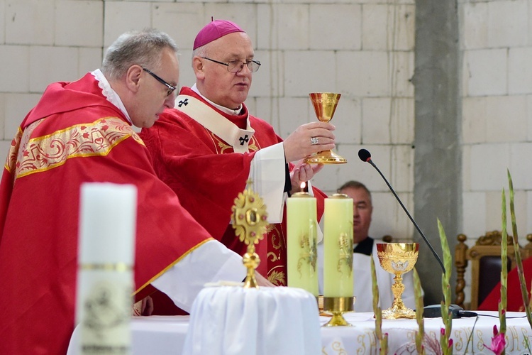 Kościół św. Jana Bosko w Gutkowie - poświęcenie kamienia węgielnego