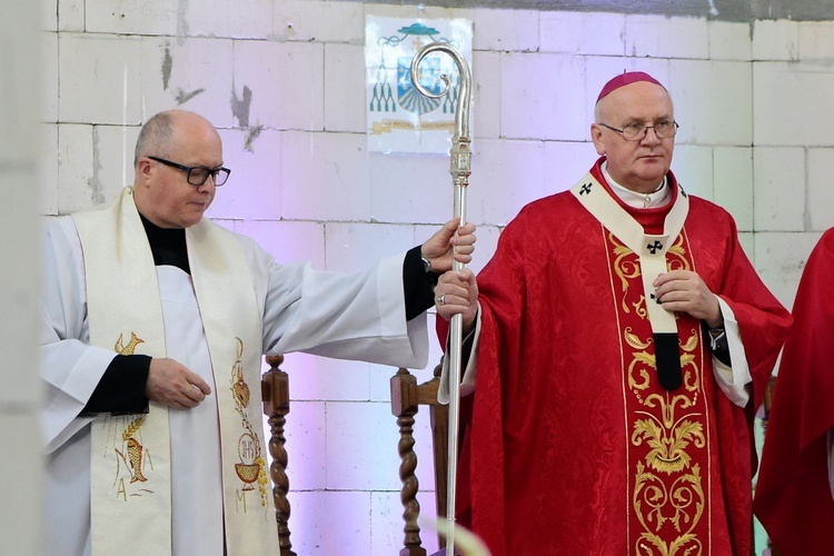 Kościół św. Jana Bosko w Gutkowie - poświęcenie kamienia węgielnego