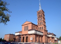 Kościół na Idalinie został zbudowany jako pomnik i wotum wdzięczności za życie i posługę Prymasa Tysiąclecia.
