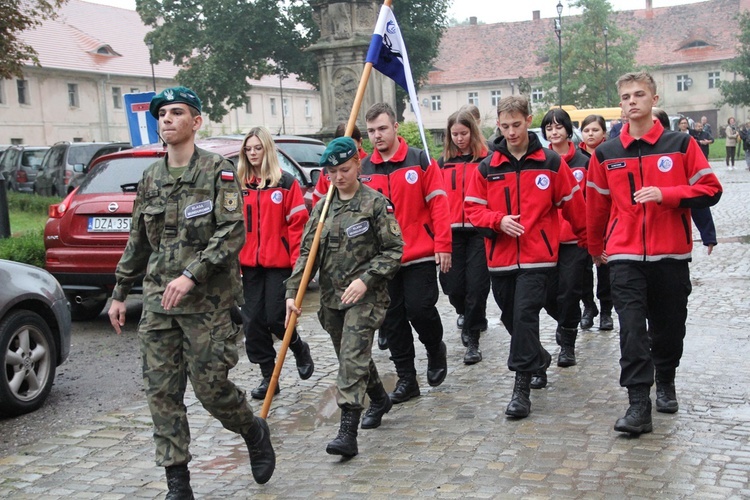 Ślubowanie klasy pierwszej KLO