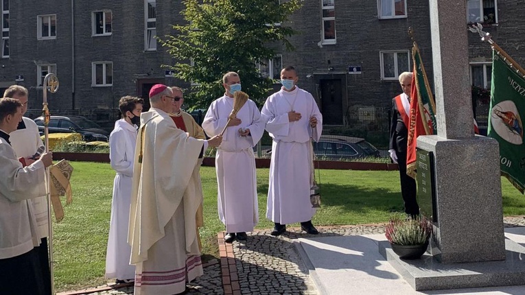 Poświęcenie krzyża misyjnego w Wałbrzychu