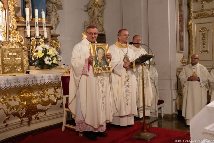 Kierownicy pieszych pielgrzymek z całej Polski w Rokitnie