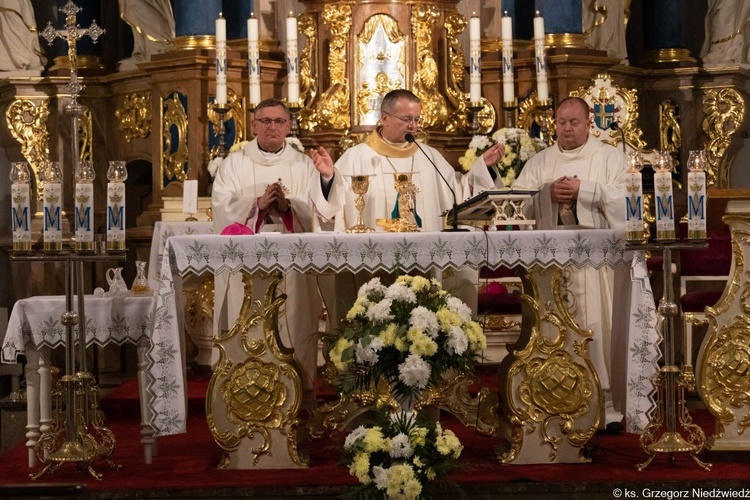 Kierownicy pieszych pielgrzymek z całej Polski w Rokitnie