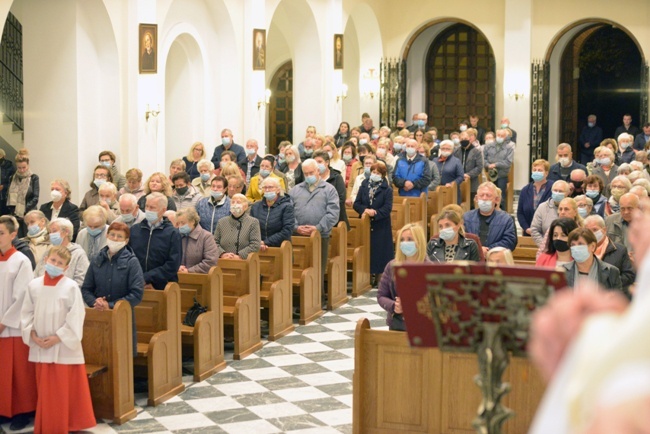 Msza św. za ojczyznę na radomskim Idalinie