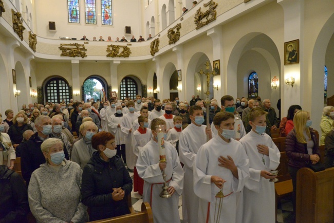 Msza św. za ojczyznę na radomskim Idalinie