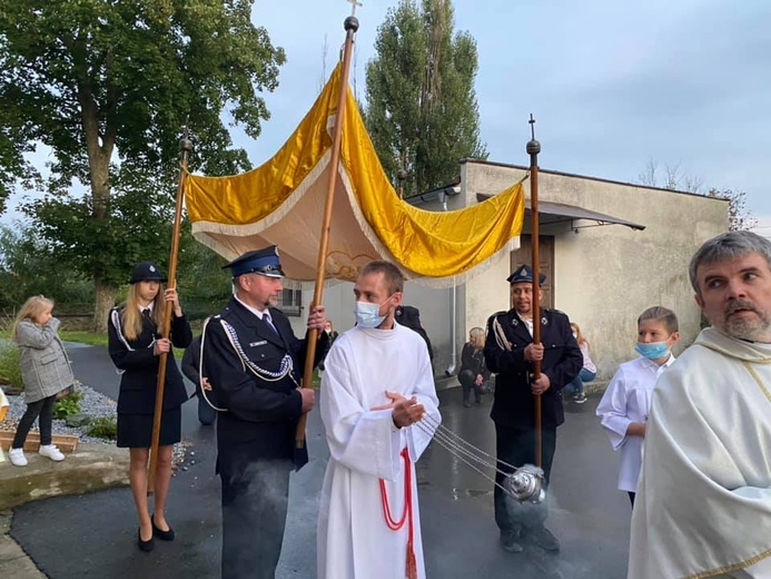 Odpust i bierzmowanie w Olbrachtowie