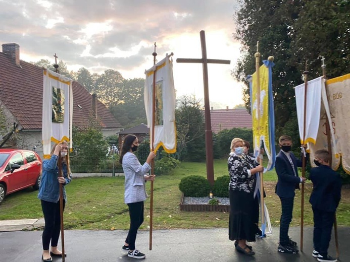 Odpust i bierzmowanie w Olbrachtowie