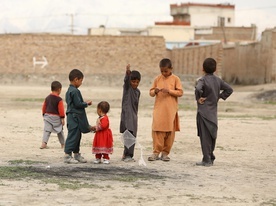 Czerwony Krzyż: katastrofa humanitarna może dotknąć około 18 mln Afgańczyków
