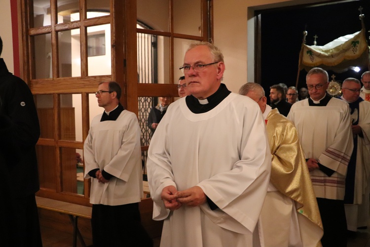 Boczki Chełmońskie. Odpust parafialny z udziałem chóru wspólnoty Dom Nadziei z Żułowa