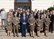 W obchodach uczestniczyło wielu znamienitych gości.