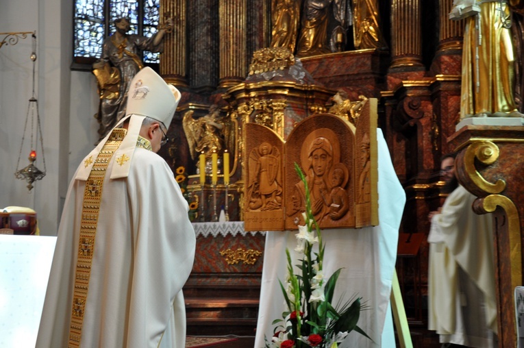 Poświęcenie tryptyku dla harcerzy