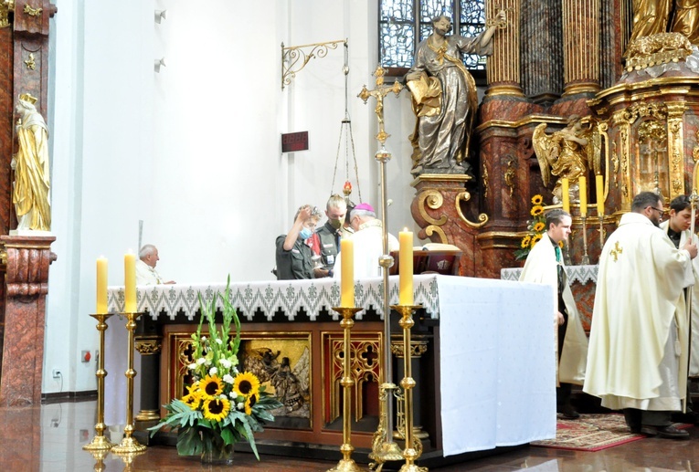 Poświęcenie tryptyku dla harcerzy