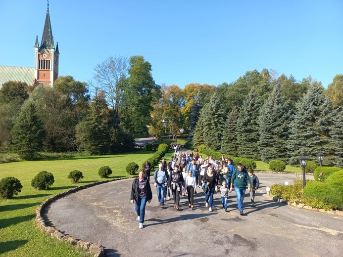 Z Uszwi do Porąbki Uszewskiej