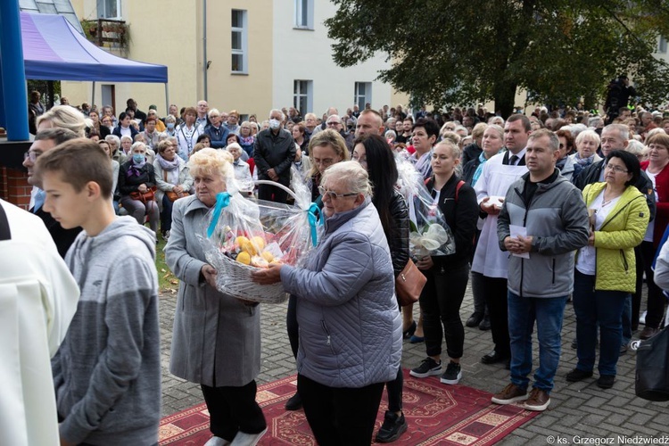 Pielgrzymka Żywego Różańca w Rokitnie