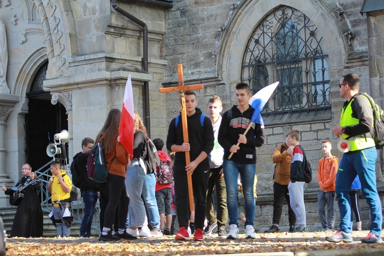 Z Ciężkowic na Jamną